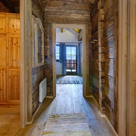 Chalet On Zettersfeld With Dolomites Views, Cleaning Included *