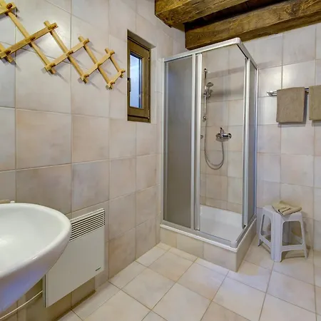 Apartmán Chalet On Zettersfeld With Dolomites Views, Cleaning Included