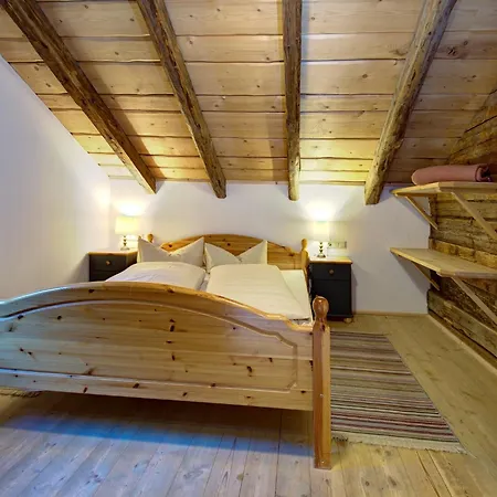 Chalet On Zettersfeld With Dolomites Views, Cleaning Included Apartmán Obernussdorf