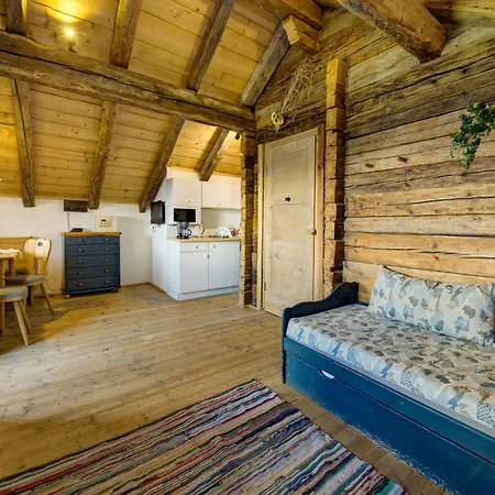 Chalet On Zettersfeld With Dolomites Views, Cleaning Included Obernussdorf